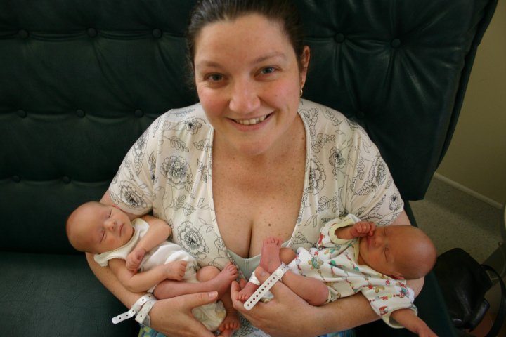 Mummy and the girls on the 27th of Sept, 2008. Katoomba Hosp. Julia on left, Lillian on right.