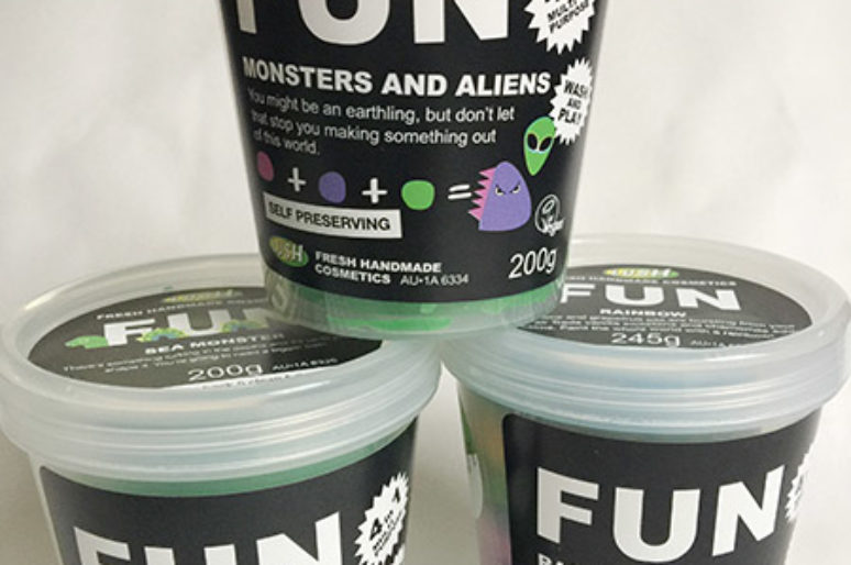 LUSH FUN Soap For Bath-stronauts & Earthlings