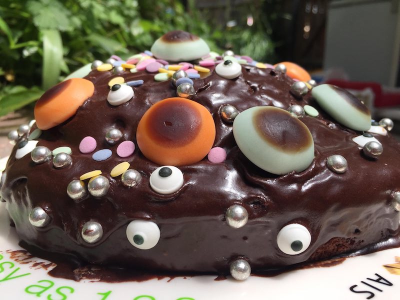 Halloween cake cooked in the Philips Airfryer