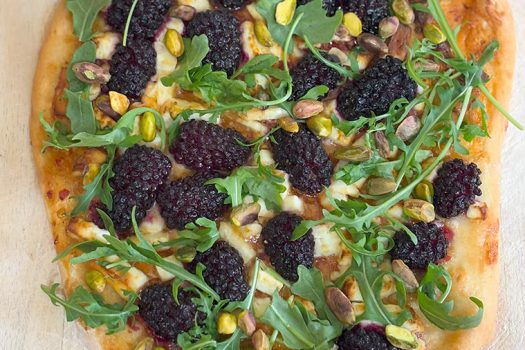 Craving Something New? Try This Blackberry, Fetta, and Sweet Chilli Pizza